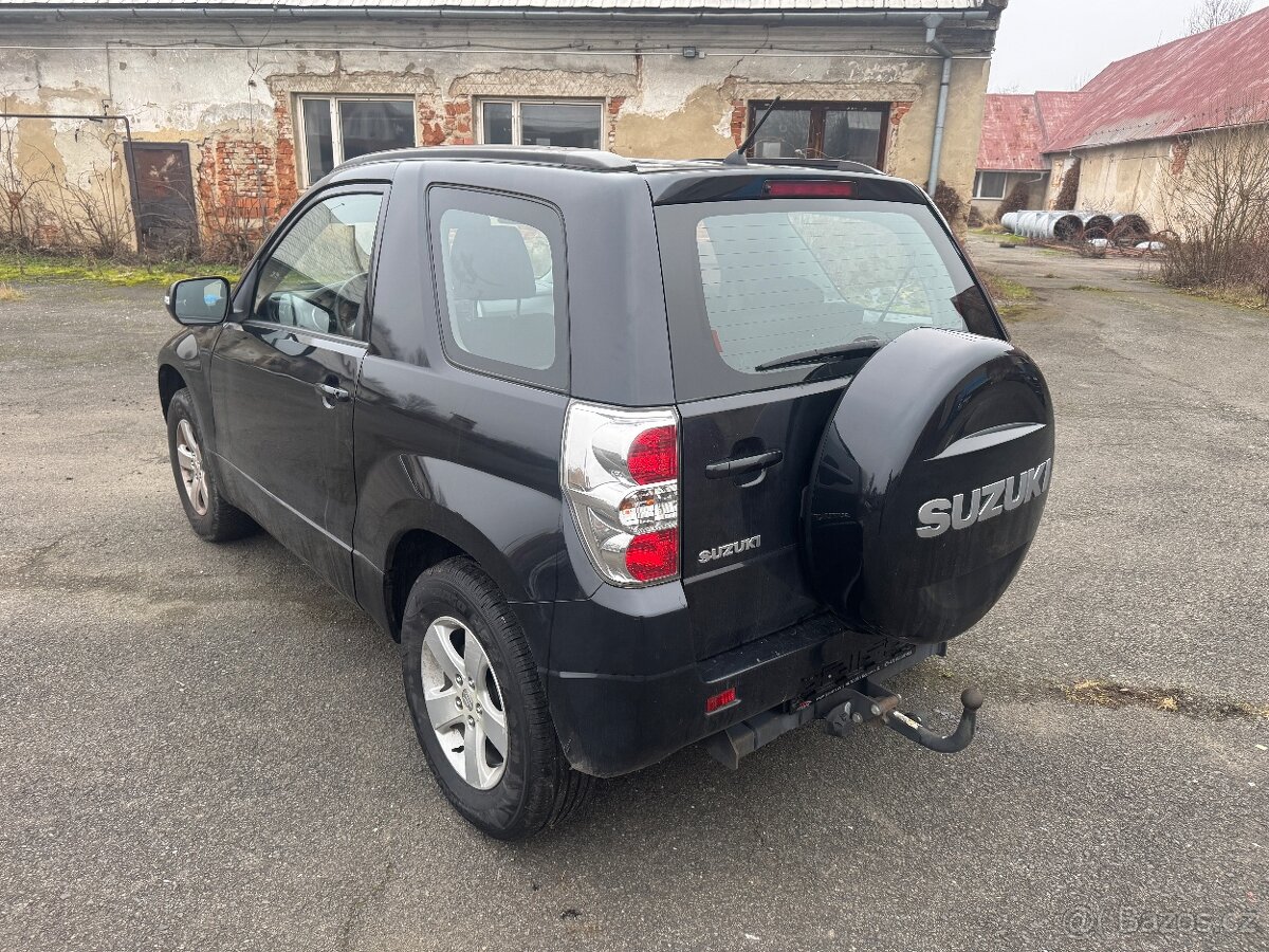 Prodám Suzuki Grand Vitara 1,6 benz rv 09 - 6