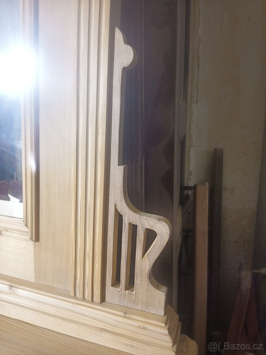 Komoda se zrcadlem - 6