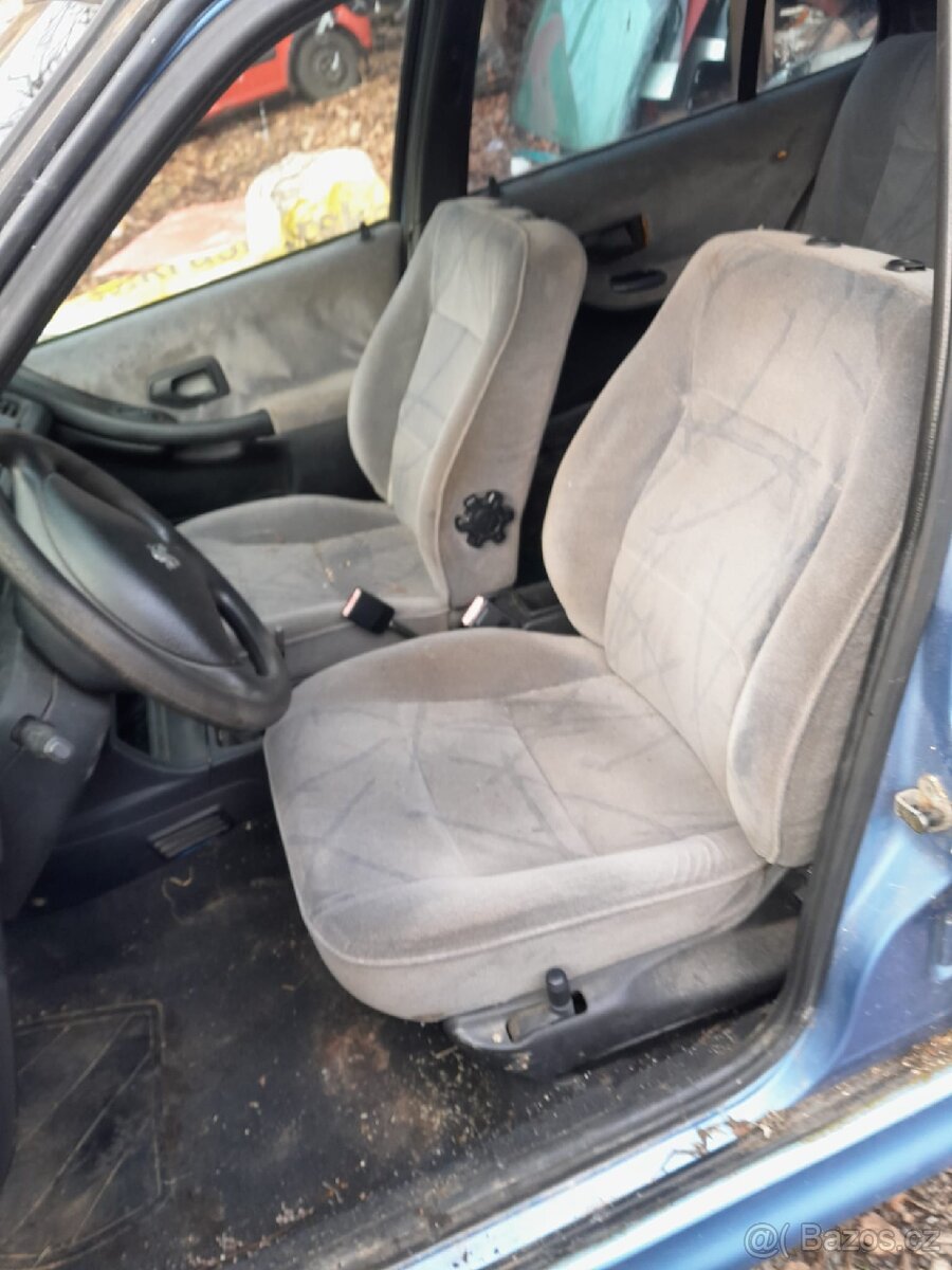 Peugeot 306 kombi 2.0Hdi, 66.kw, motor RHY, na díly - 6