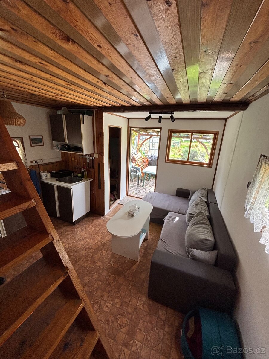 Chata se zahradou - 6