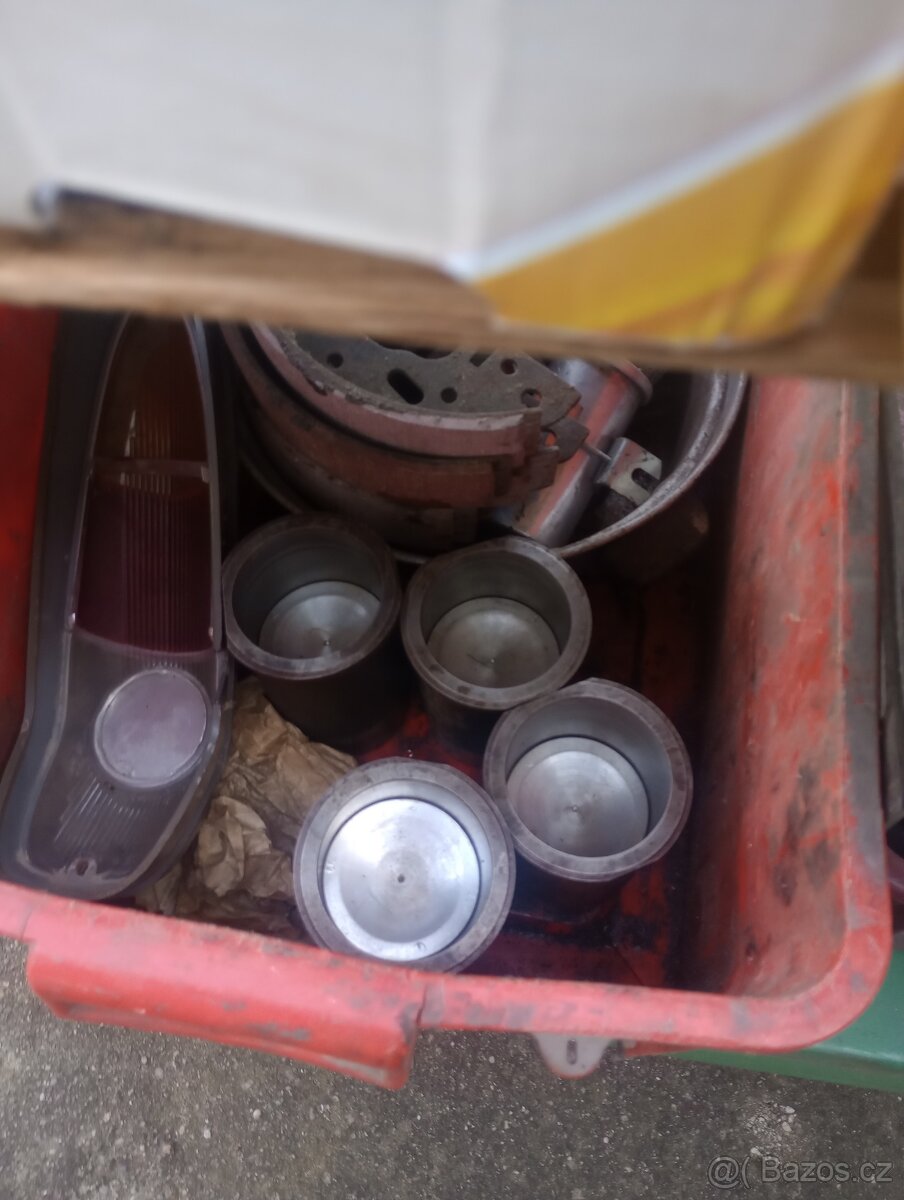 Predám súčiastky na 1203 - 6