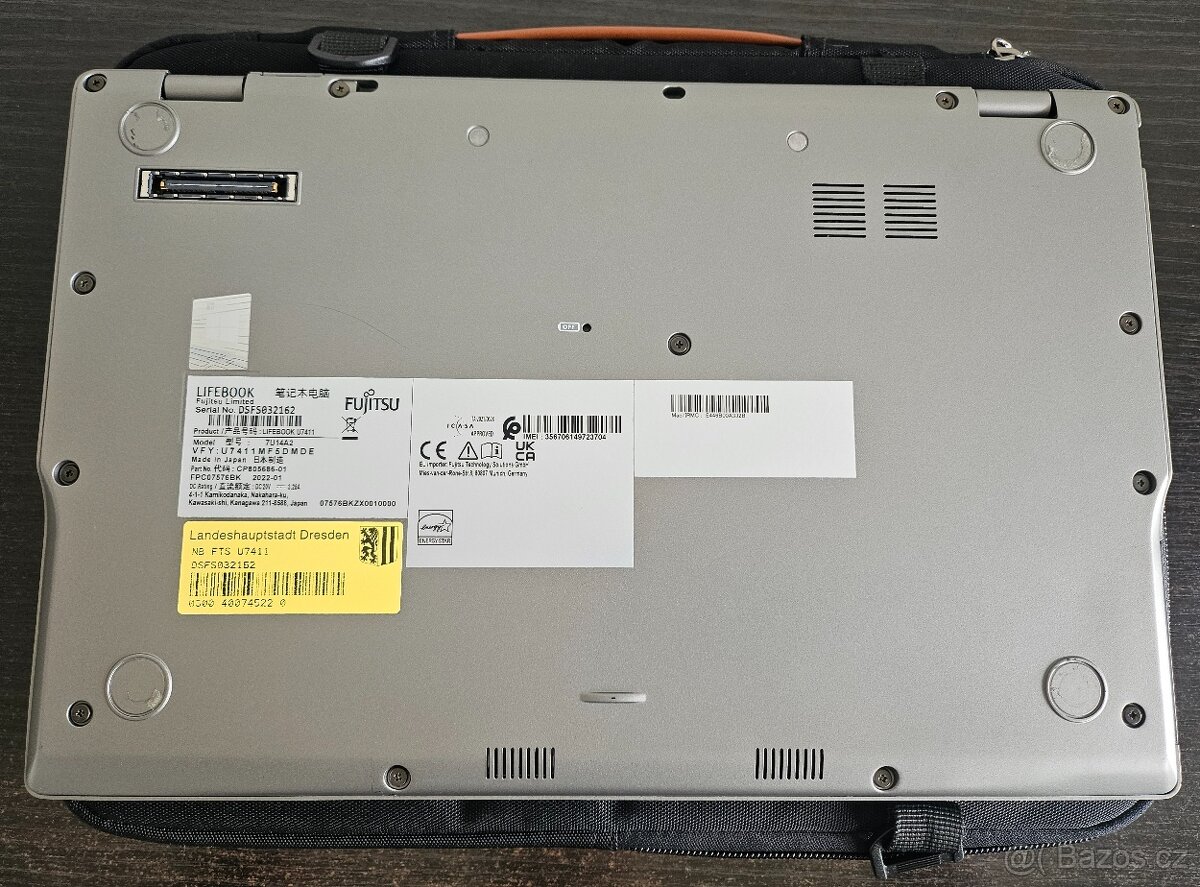Dotykový notebook Fujitsu Lifebook U7411 - 6