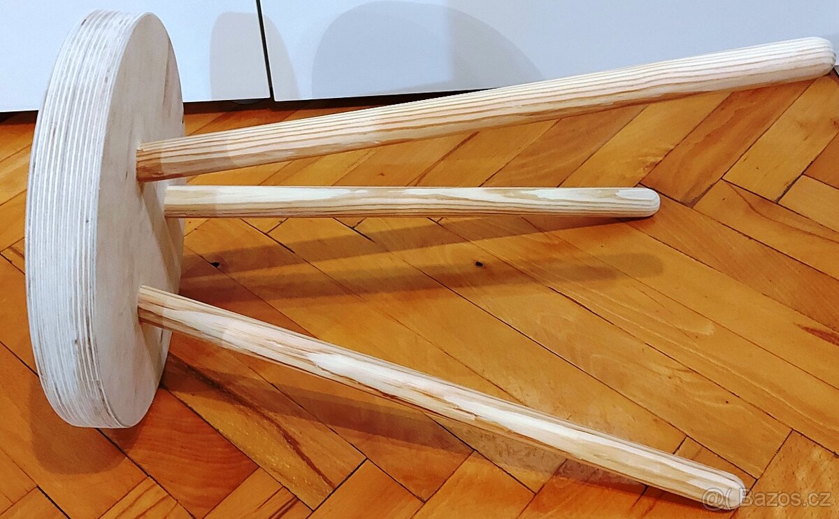 Květinový stolek na trojnožce, - 6