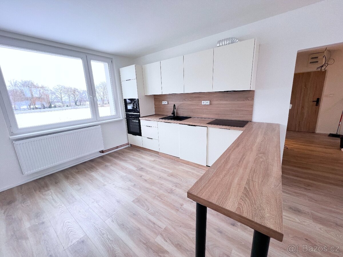 Prodej bytu 3+kk po kompletní rekonstrukci – Libotenice u Ro - 6