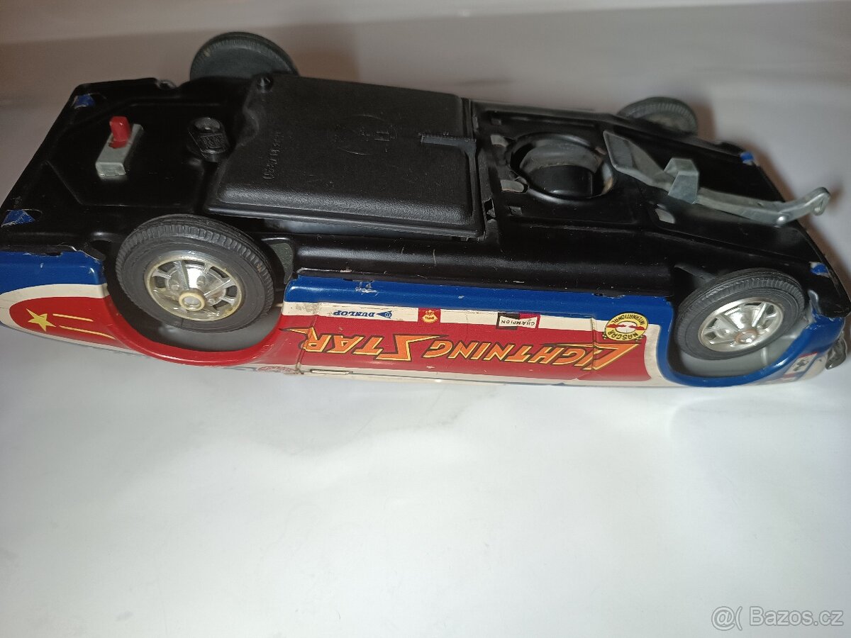 Hračka Chevrolet Camaro - 6