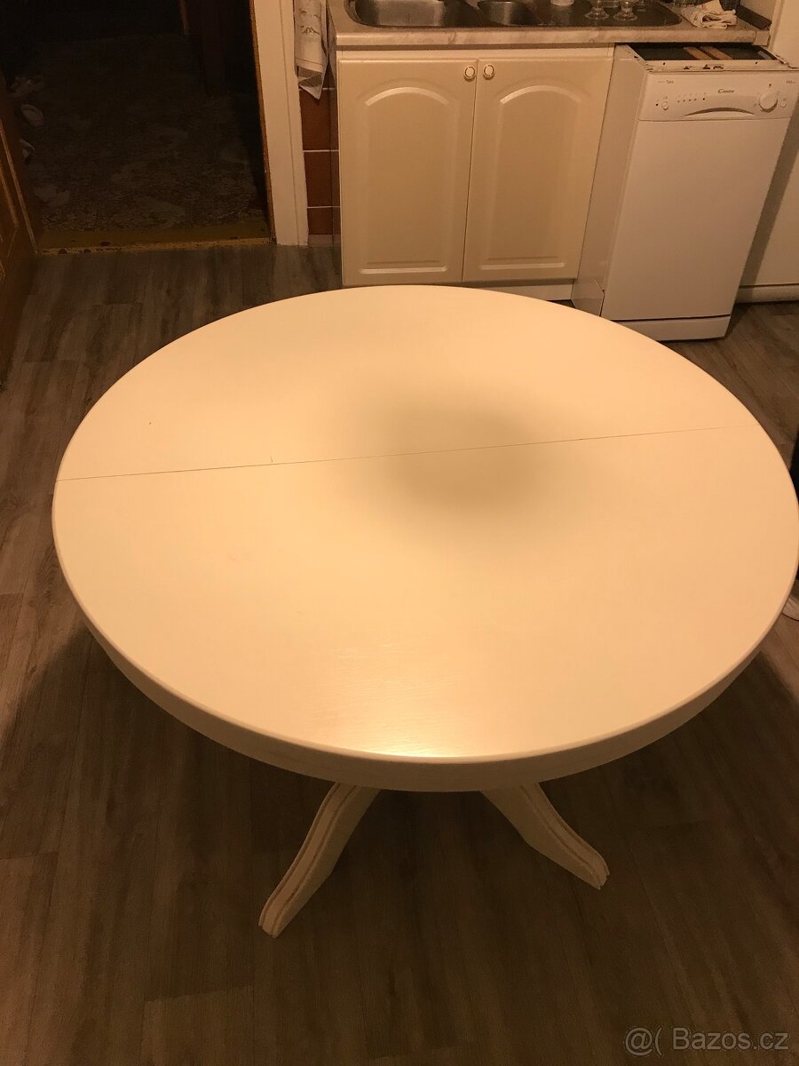 KUCHYŇSKÝ ROZKLÁDACÍ STŮL - 6