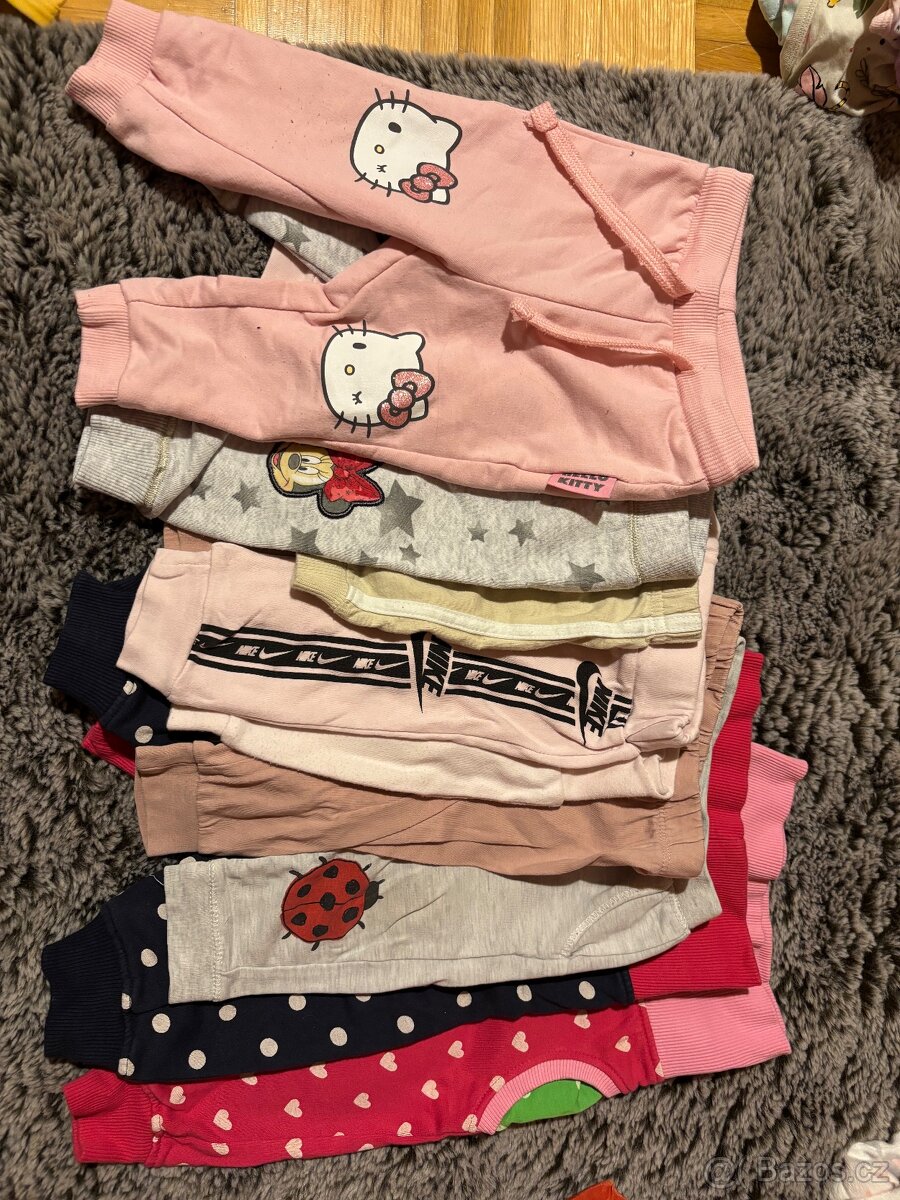 Set dívčího oblečení pro miminko - 6