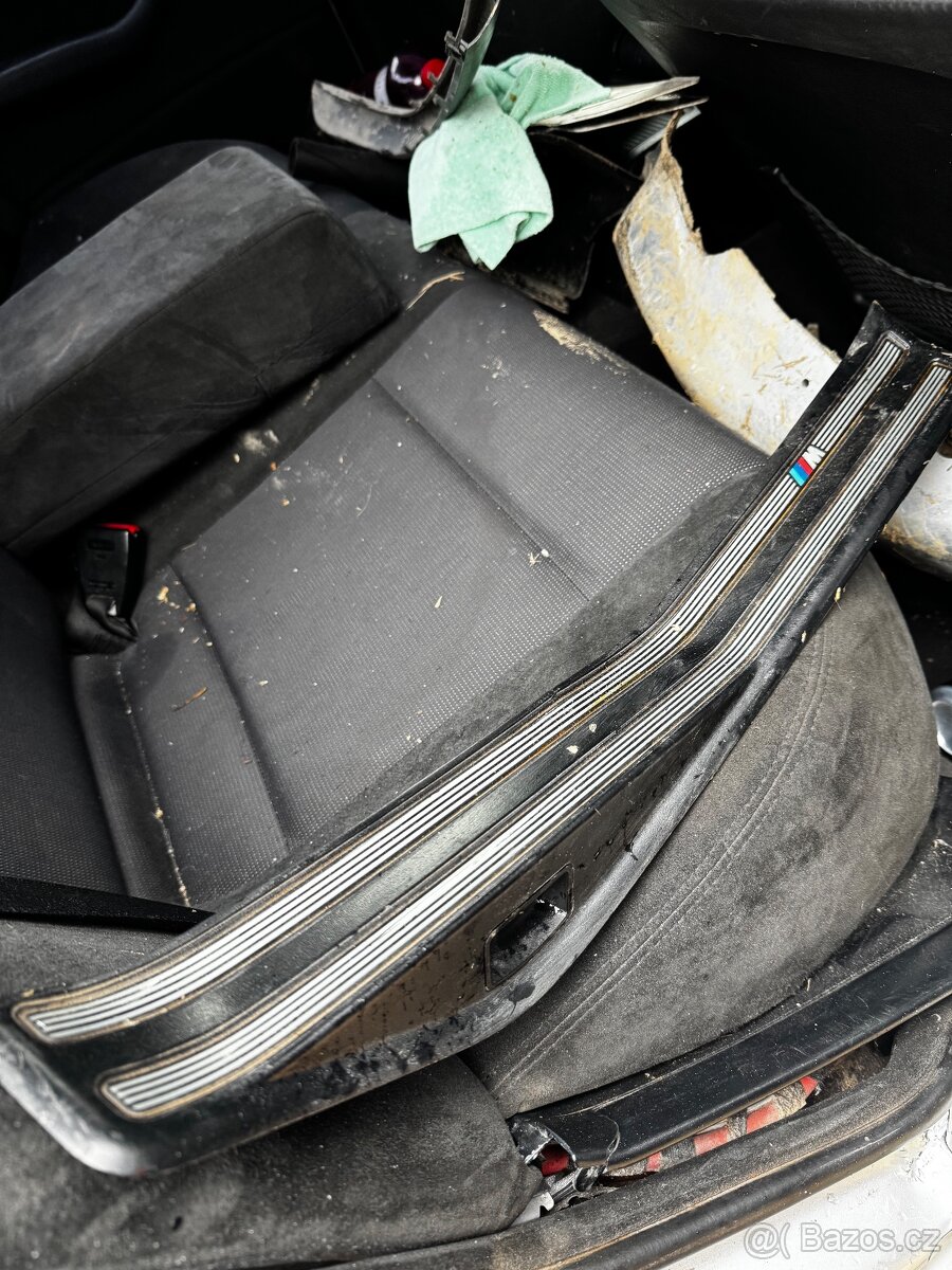 Bmw e46 sedan sport interiér - 6