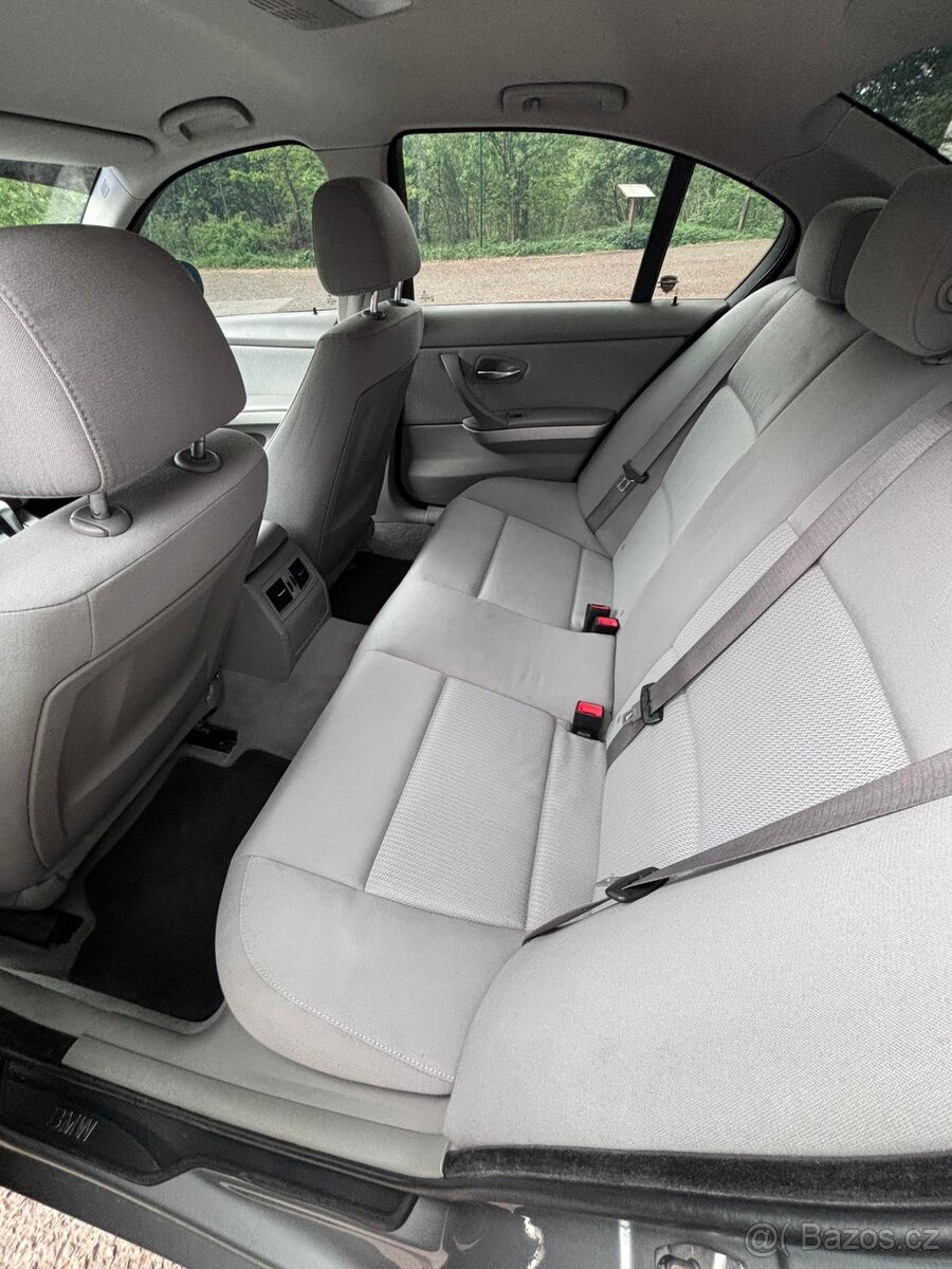 BMW E90 320d xDrive - 6