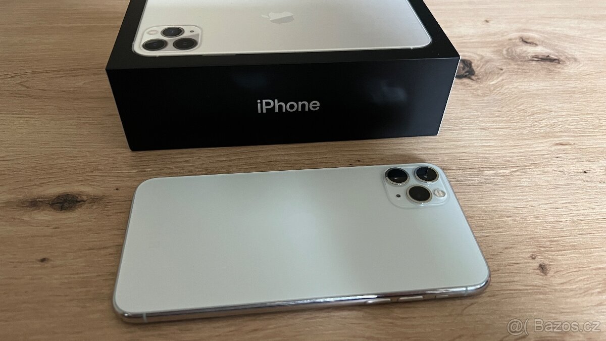 Apple iPhone 11 Pro Max 256GB, příslušenství, 4990Kč - 6