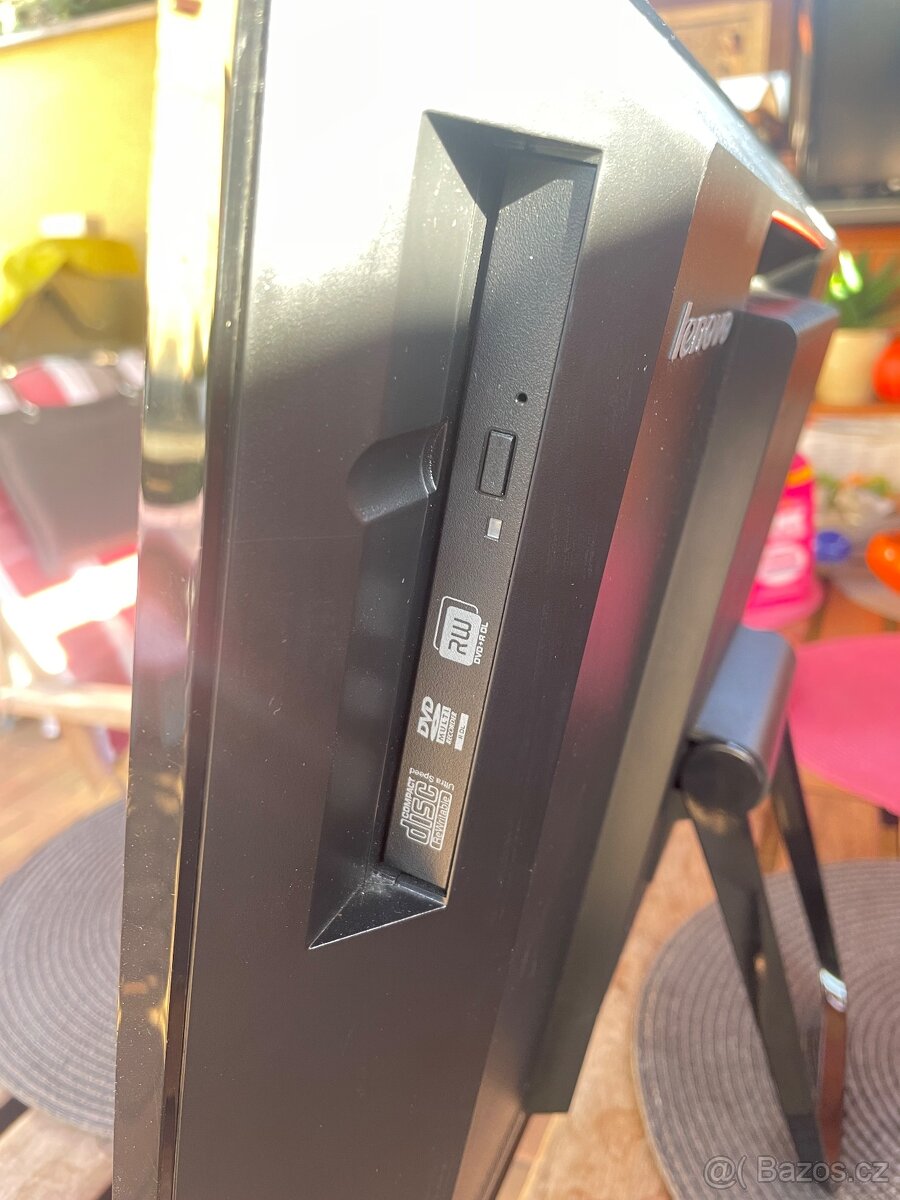 Lenovo Thinkcentre Edge 92Z All In One - 6