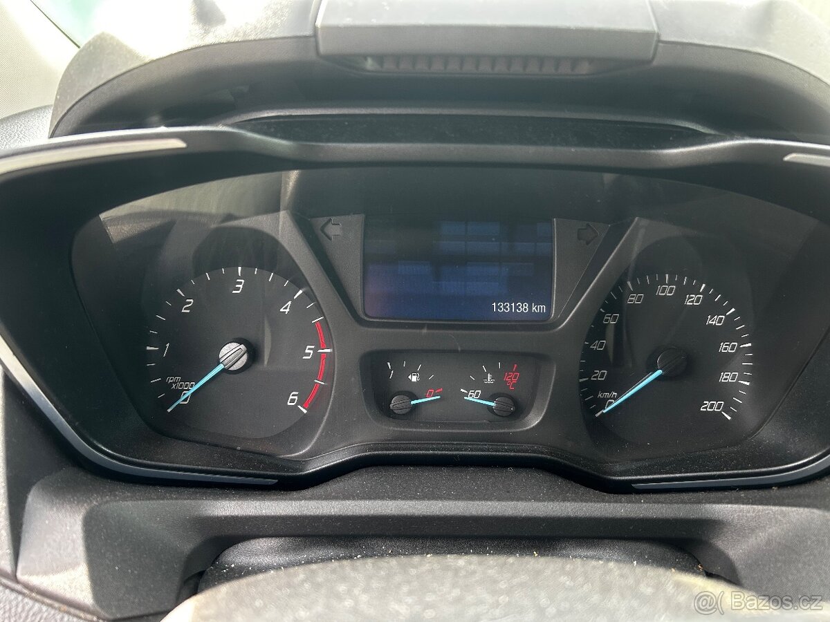 Ford Tourneo Custom 2.2 TDCi, 114 kW, 8 míst,najeto 139, DPH - 6