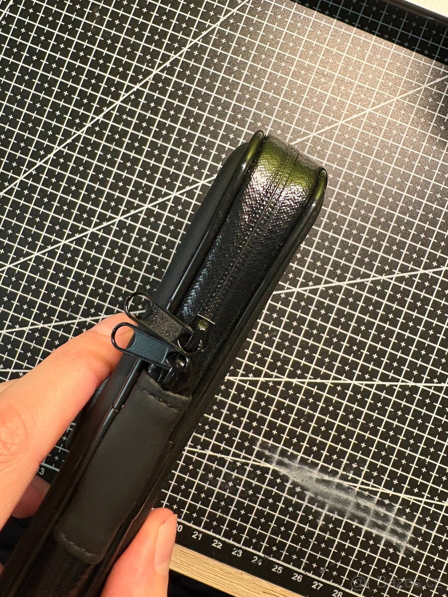 Voděodolný držák na mobil - 6