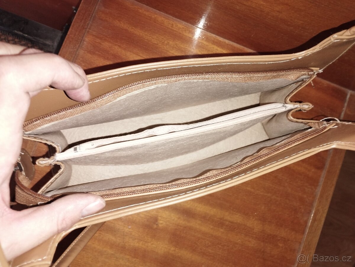 Staré kožené kabelky, psaníčka - 6