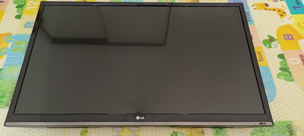 LG 42LS570S - 6