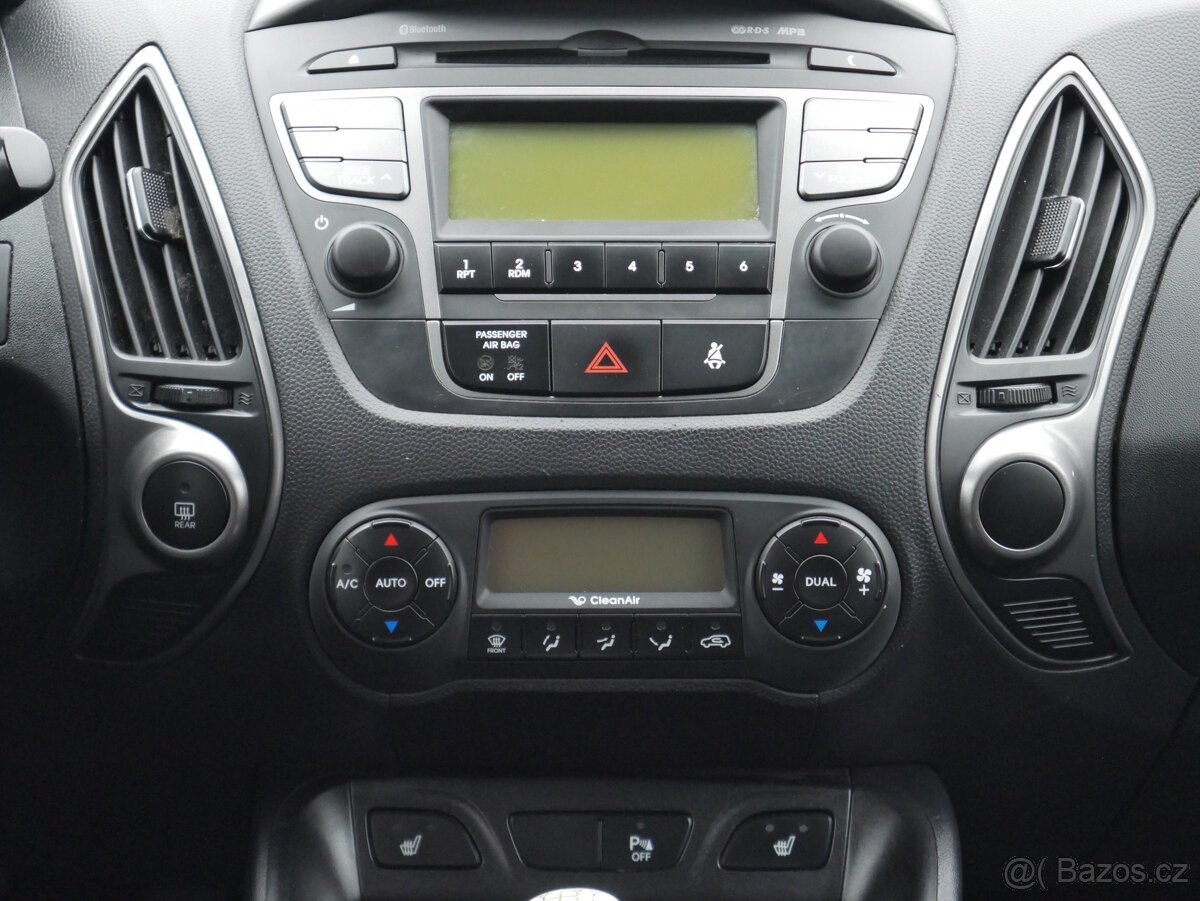 Hyundai Ix35 1.7 CRDi , 85 kW nafta, 2014 - 6