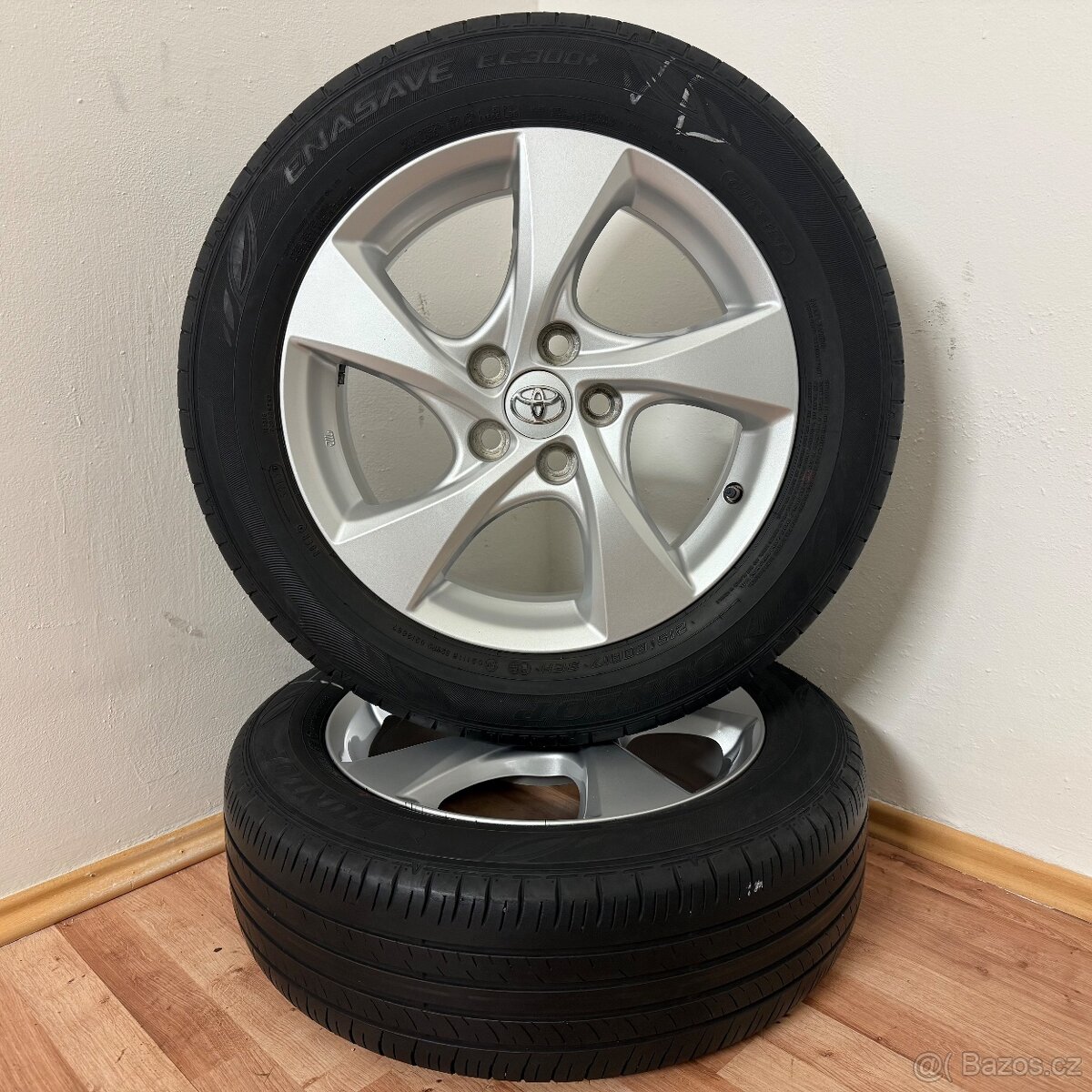 TOYOTA CH-R 5x114,3 R17 ET45+LETNÍ 215/60R17 5/4mm - 6