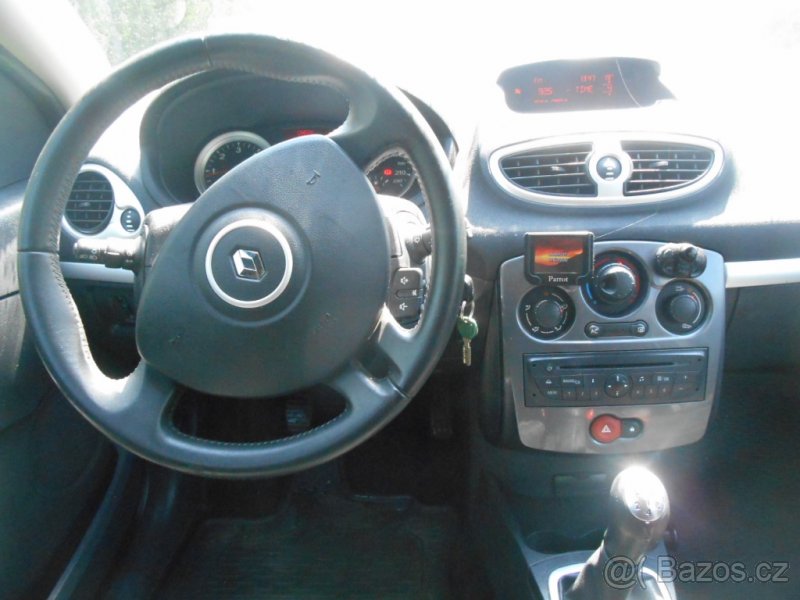 renault clio grantur 1,5dci 55kw rok 2012 - 6