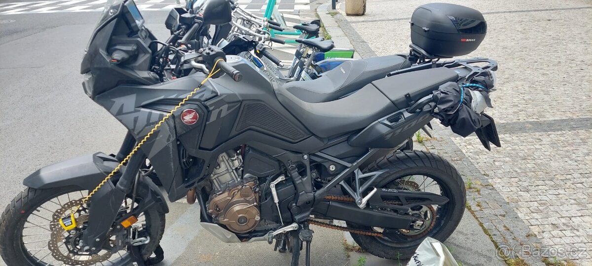 Okolnosti mě donutily prodat můj vůz Honda Africa Twin, rok - 6