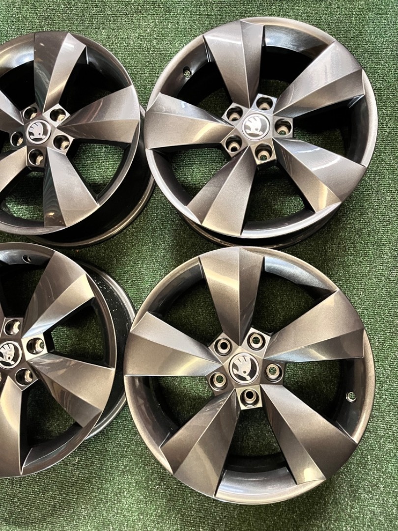 5x112 R17 originál alu disky Škoda Kodiaq - 6