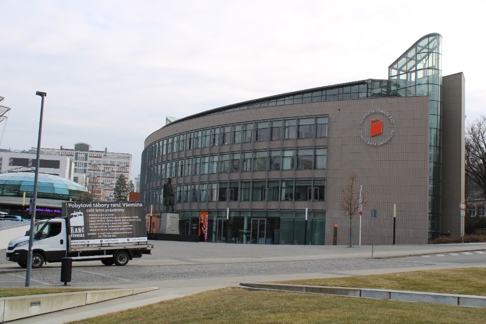 Mobilní billboard Zlín, reklamní plocha k pronájmu - 6