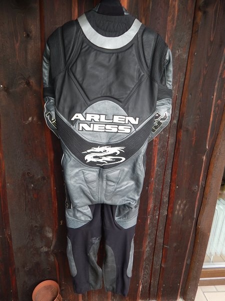 jednodilna kombineza Arlen Ness vel.50, malo jeta - 6