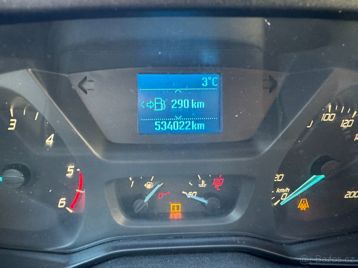 Ford Transit Custom, r. 2015. Motor 2.2 TDCi, výkon 74 kW - 6