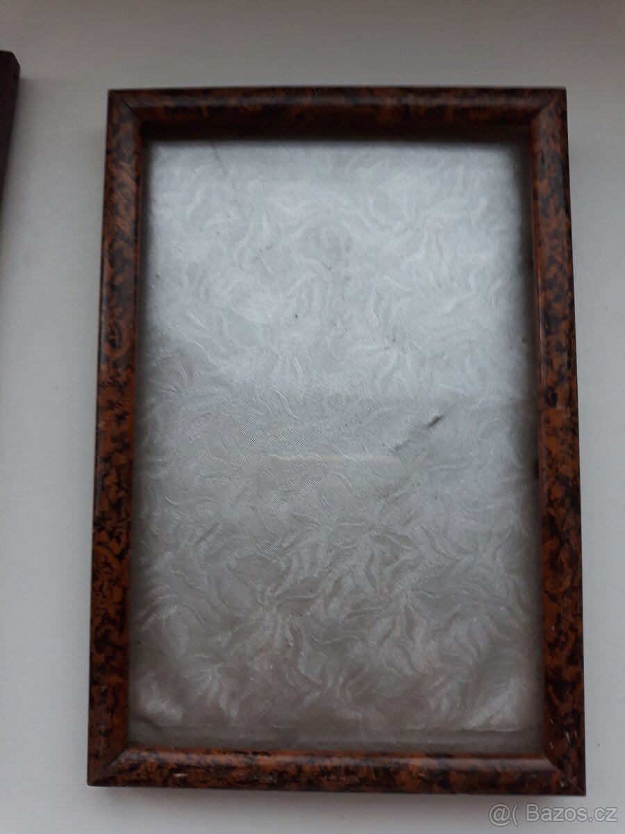 Starý vojenský kompas, pouzdro na cigarety aj. - 6