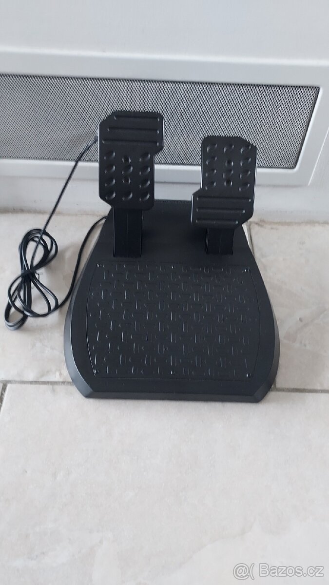 Volant Thrustmaster Ferrari 458 Spider pro Xbox One/Series - 6