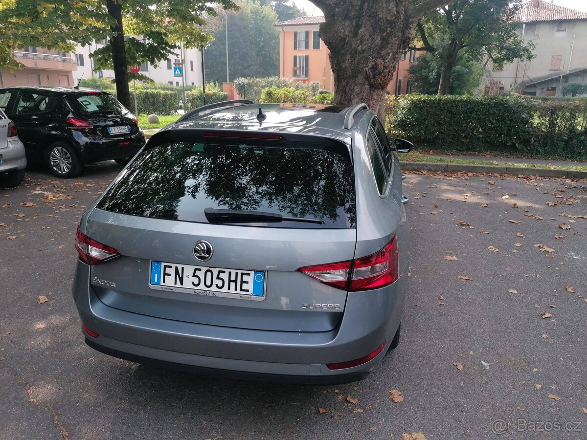 ŠKODA SUPERB 2,0TDi 110kw DSG GPS Panorama Xenon 2016 - 6