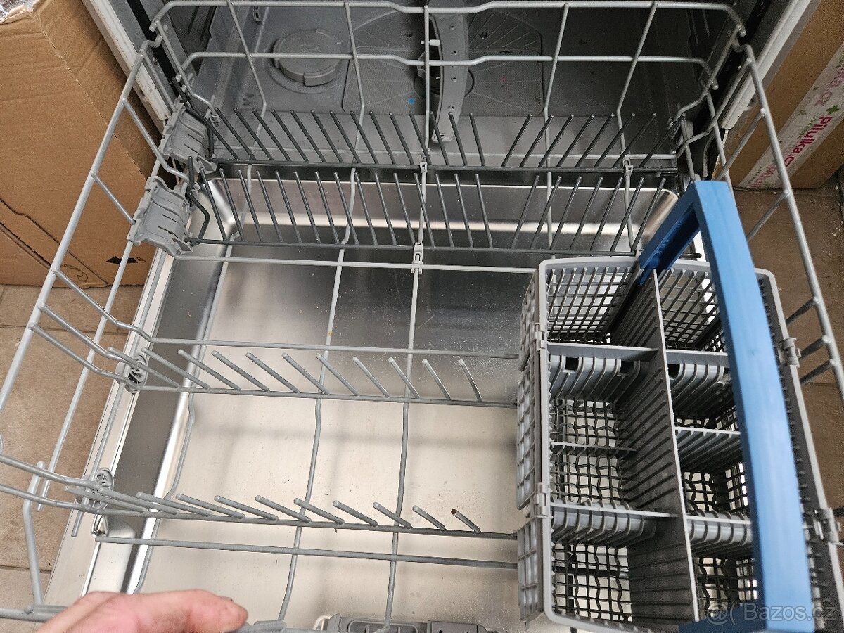Myčka nádobí Bosch - 6