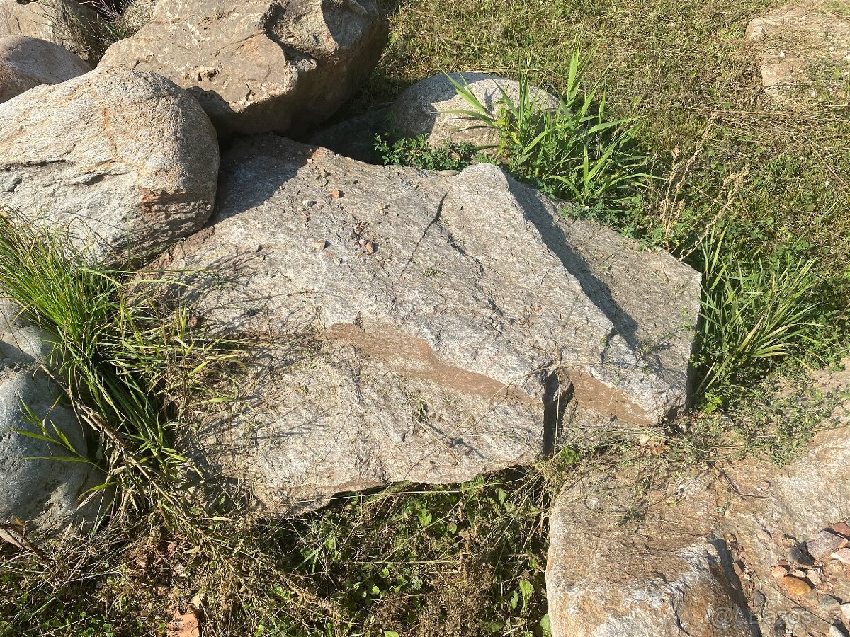 Okrasný kámen, soliter - 6