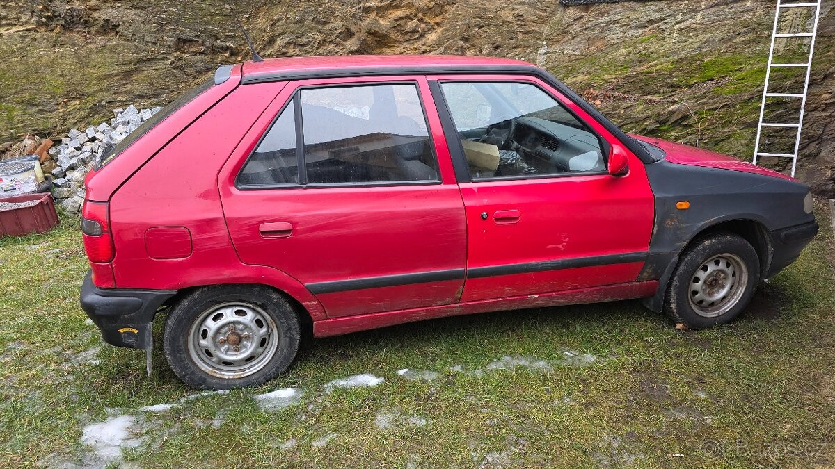 Prodám Škoda Felicie na díly - 6