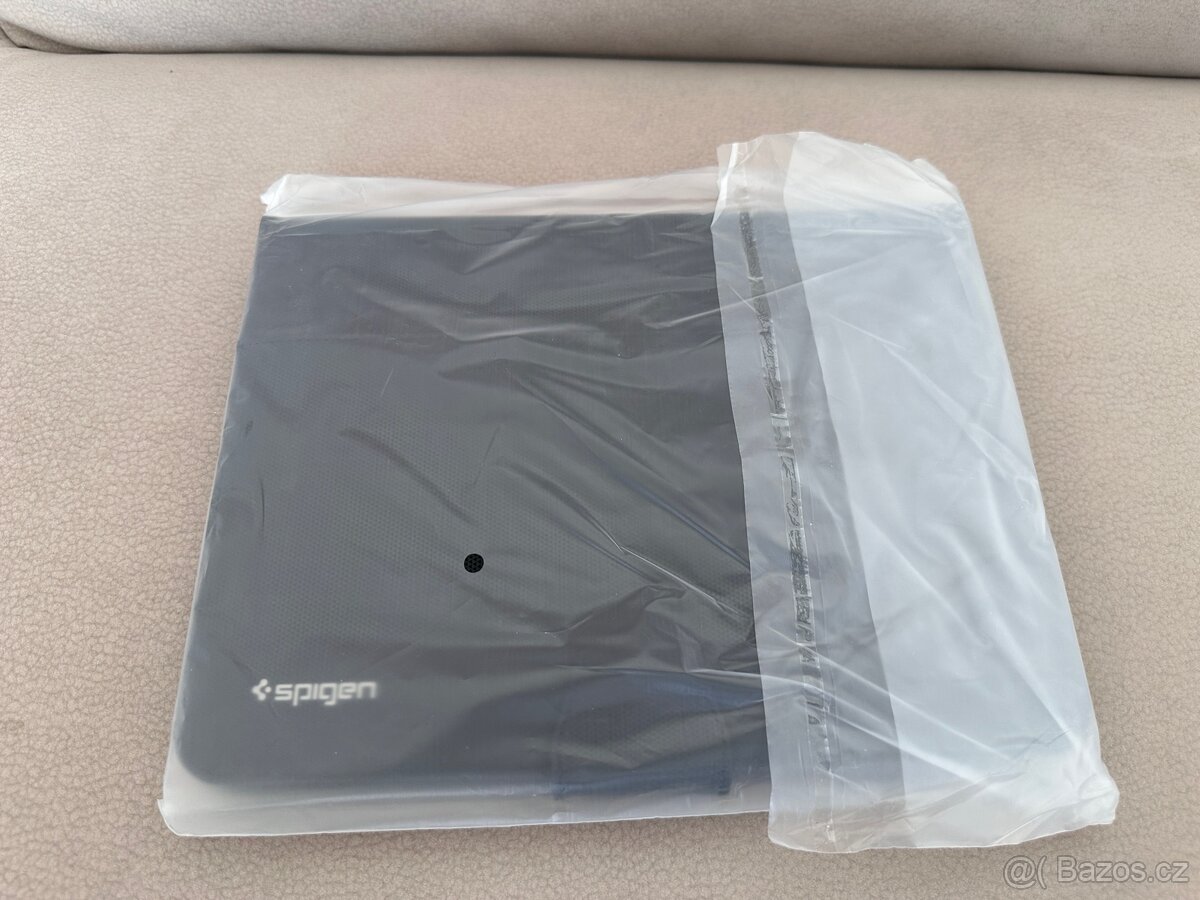 Spigen Liquid Air Folio pouzdro Apple iPad Air 10,9” - 6