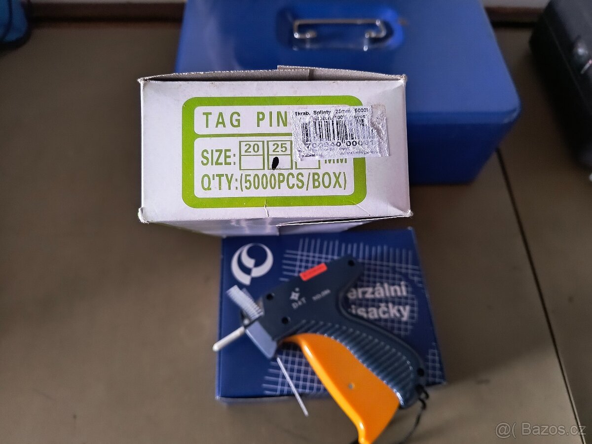 Splintovací kleště D&T 2ks.VISAČKY na oděvy bílé 3040mm - 6