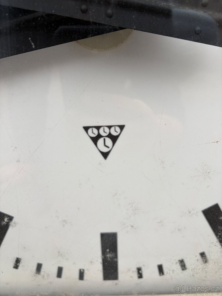 Průmyslové hodiny PRAGOTRON oboustranné - 6