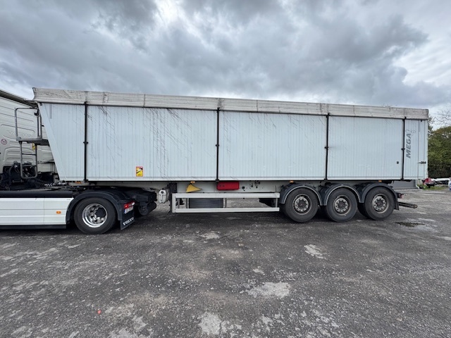 Sklápecí návěs MEGA 55 m3 Rok výroby 12.10.2022 - 6