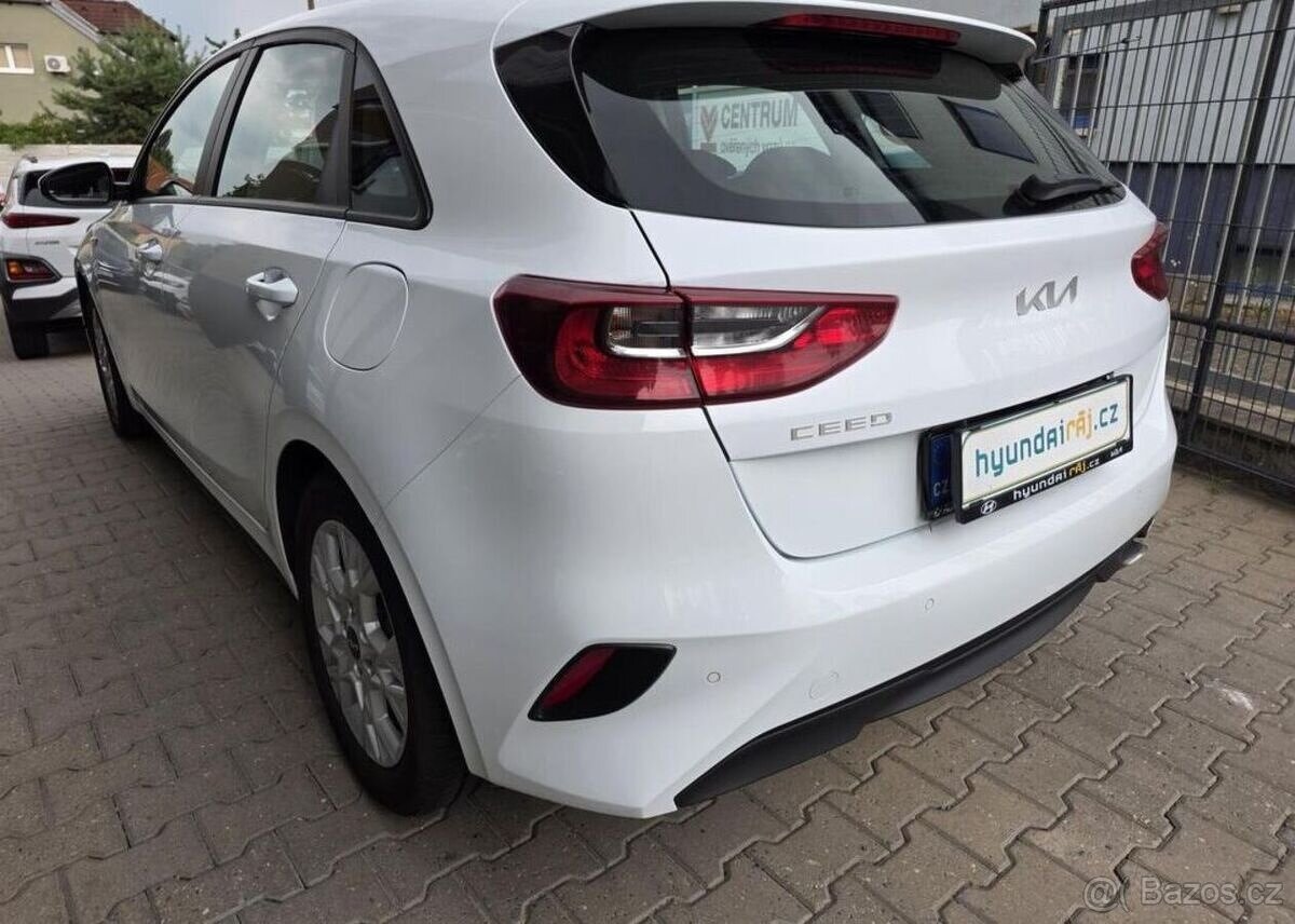 Kia Cee´d 1.5-1. MAJ.-V ZÁRUCE-TOP STAV - 6