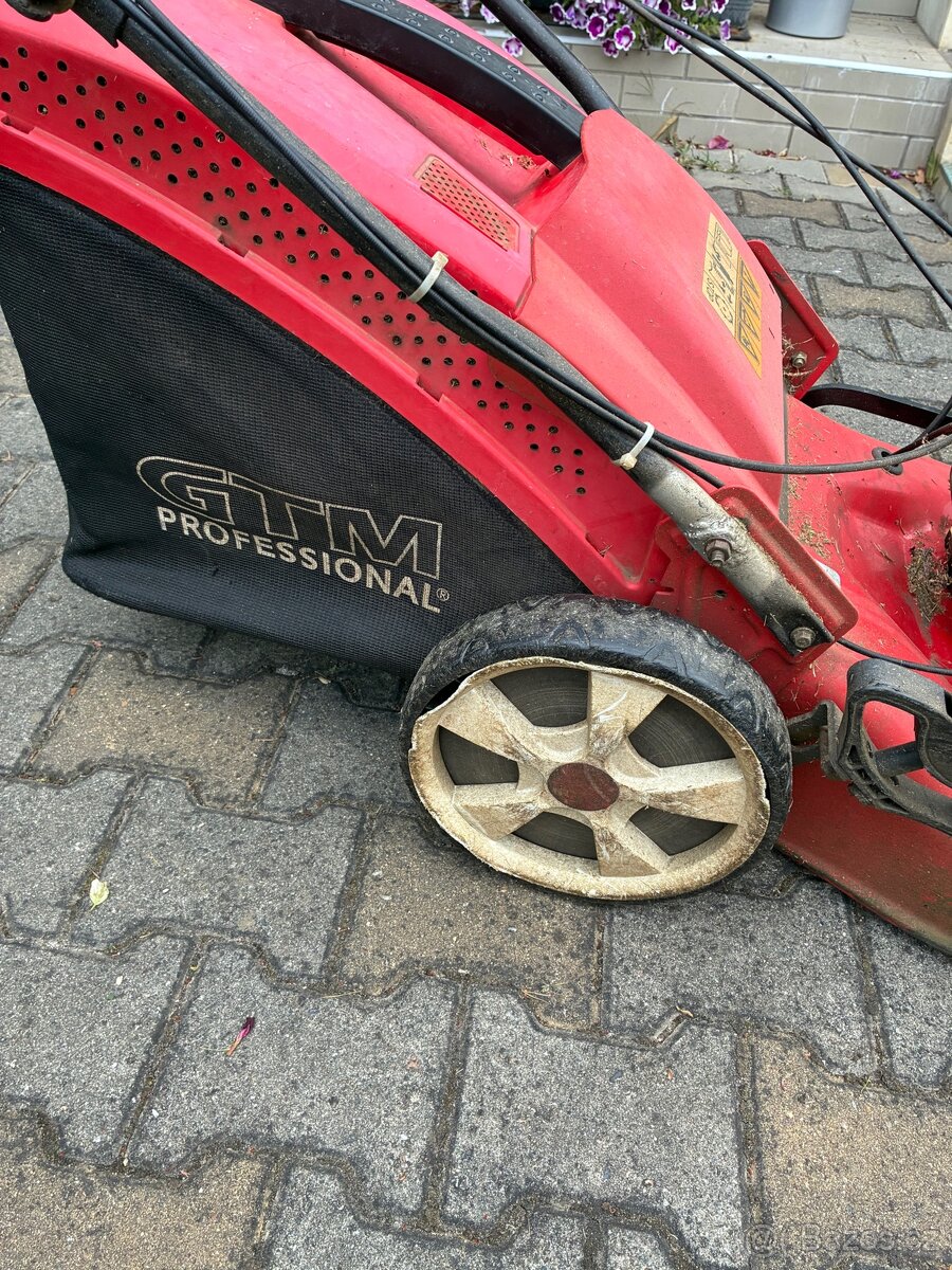 Sekačka na trávu GTM SP4 - 6