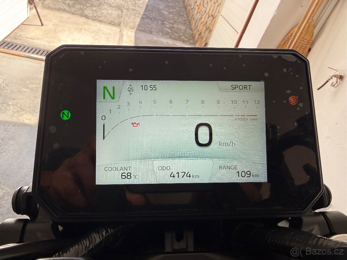 Yamaha MT09 - 6