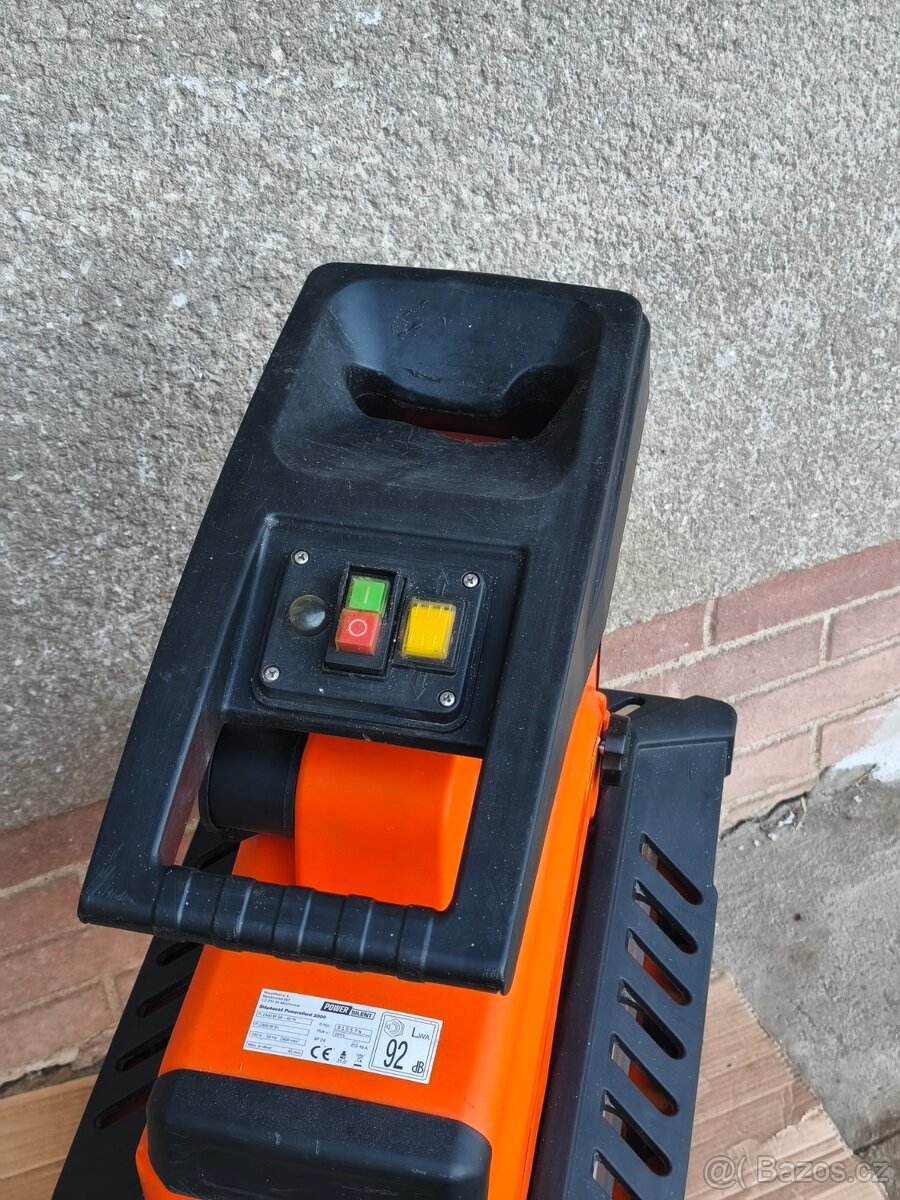 Prodám elektrický Válcový drtič Powersilent 2800 W.. - 6