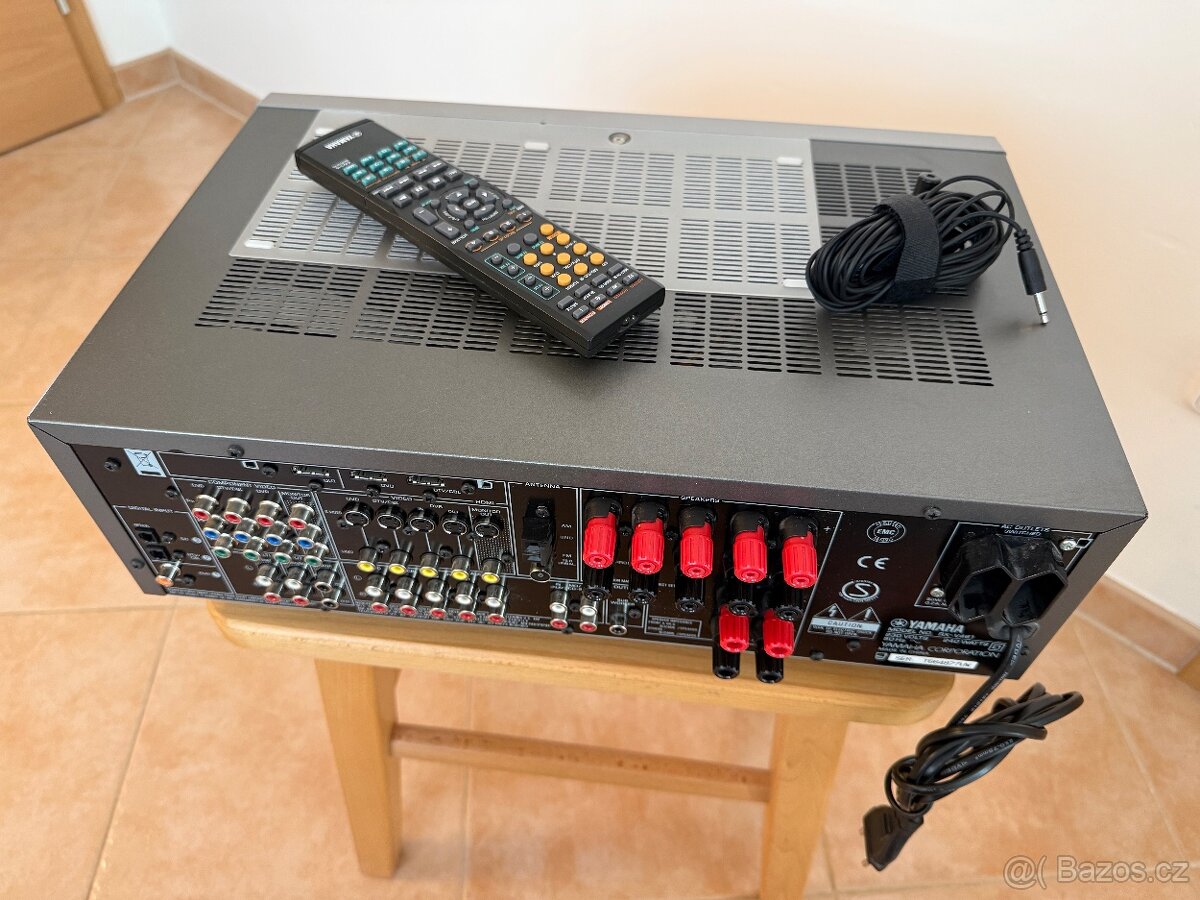 Prodám 5.1 receiver Yamaha RX-V461 - 6