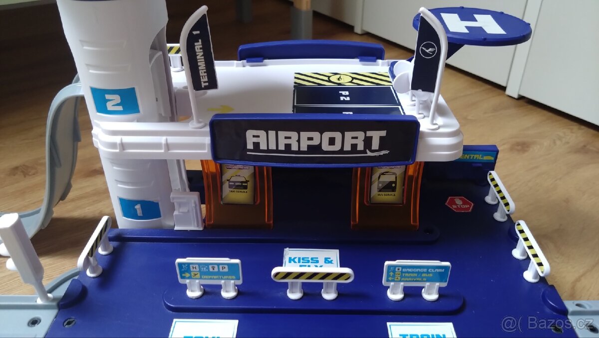 Majorette Creatix Airport – letiště pro autíčka - 6