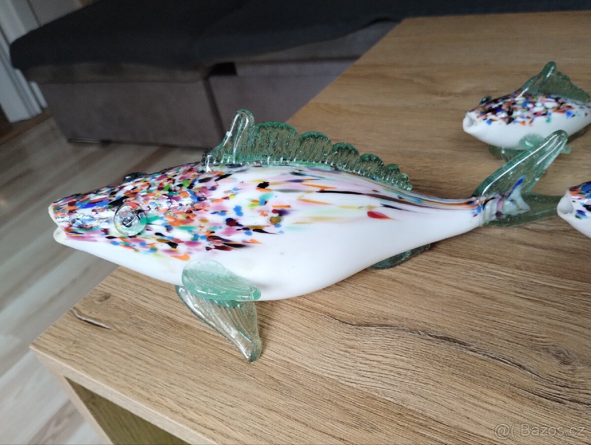 Sestava skleněných ryb, hutní sklo. - 6