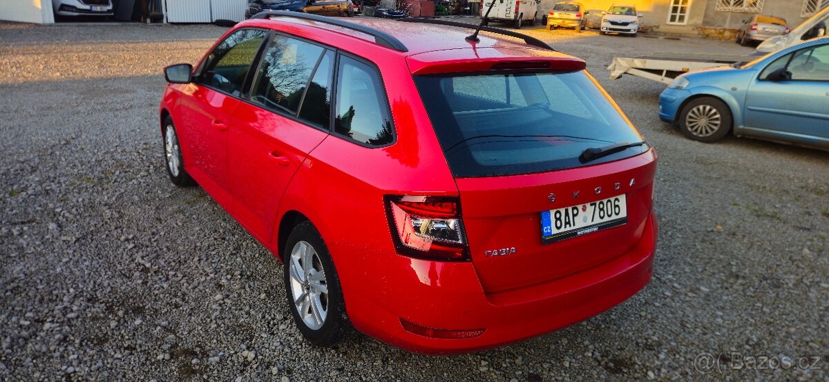 ŠKODA FABIA 3 COMBI 1.0 TSI 70KW STYLE - 6
