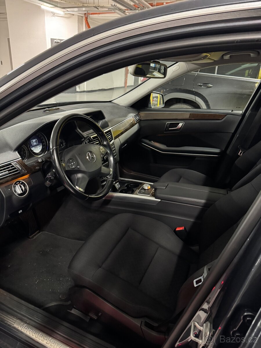 Mercedes e220 w212 rok. 2012 , 2,2 cdi - 6