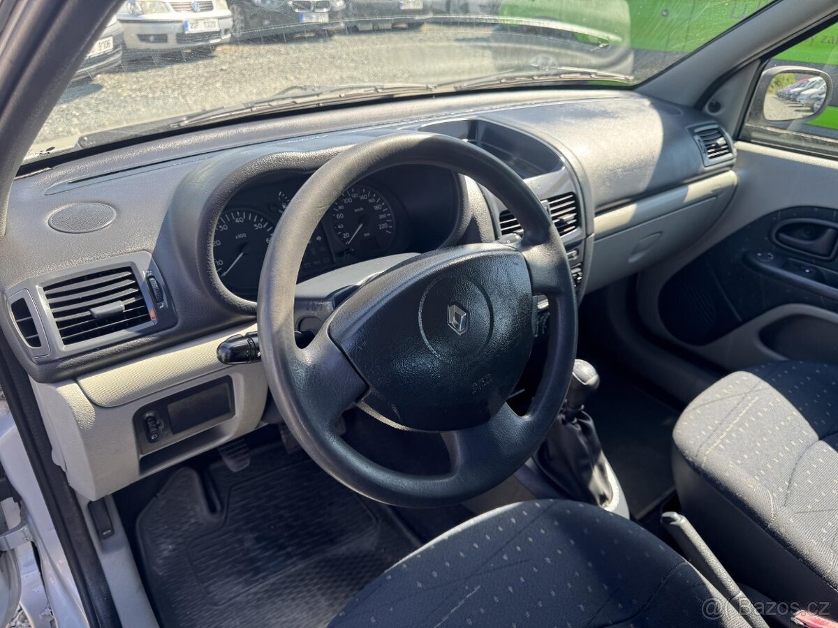 Renault Clio 1.2i, 55 kW - 6