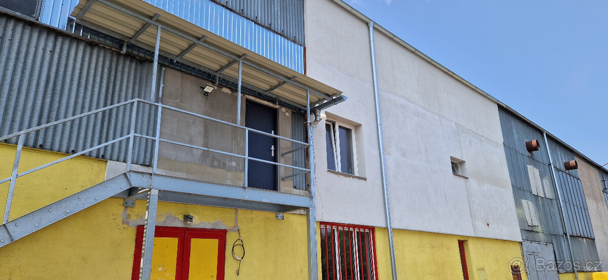 Pronájem Byt 2kk / kancelář - 6