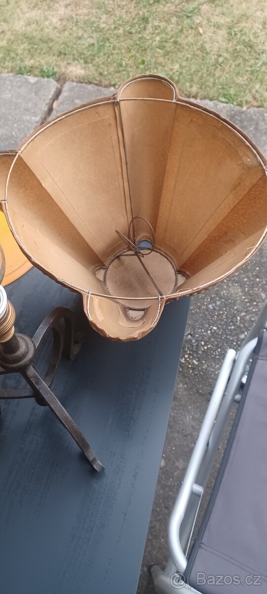 Kovaná stolní lampa - 6