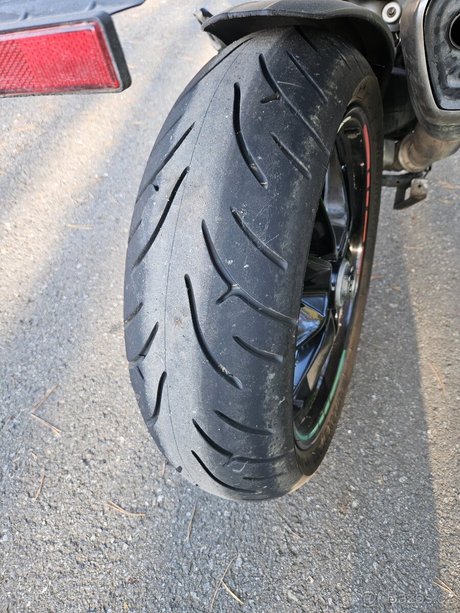 Ducati 821 Hyperstrada,Hypermotard - 6